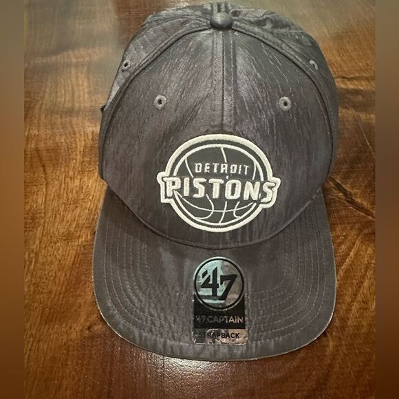 '47 Detroit Pistons Strapback Hat - Picture 1 of 2